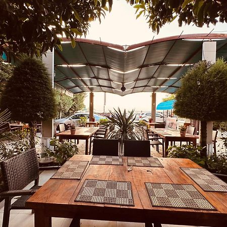 Hotel Saint Marena Pogradec Exterior foto